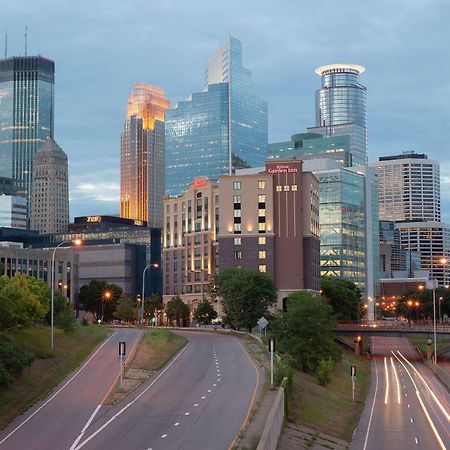 Hilton Garden Inn Minneapolis Downtown Dış mekan fotoğraf