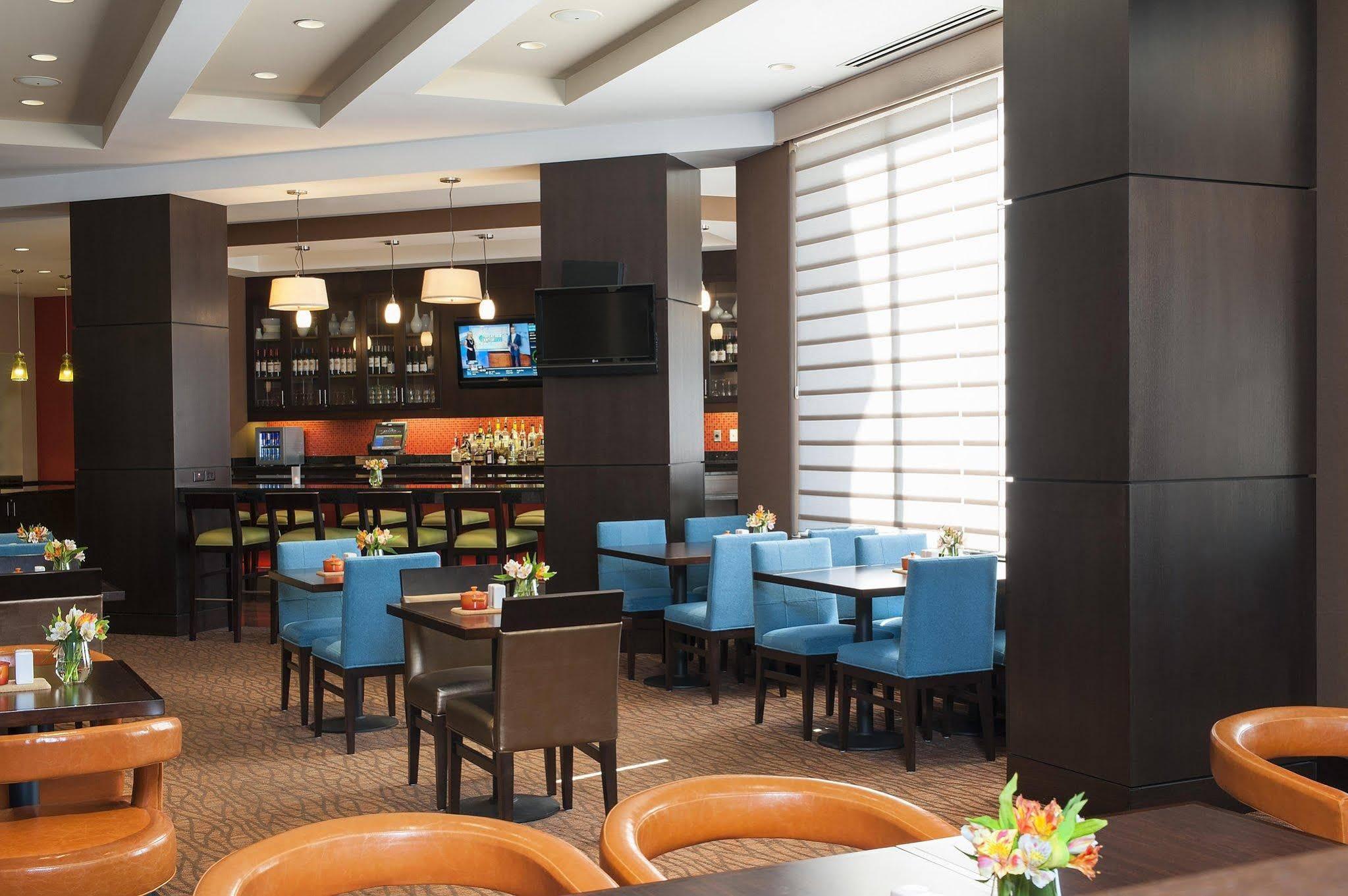 Hilton Garden Inn Minneapolis Downtown Dış mekan fotoğraf