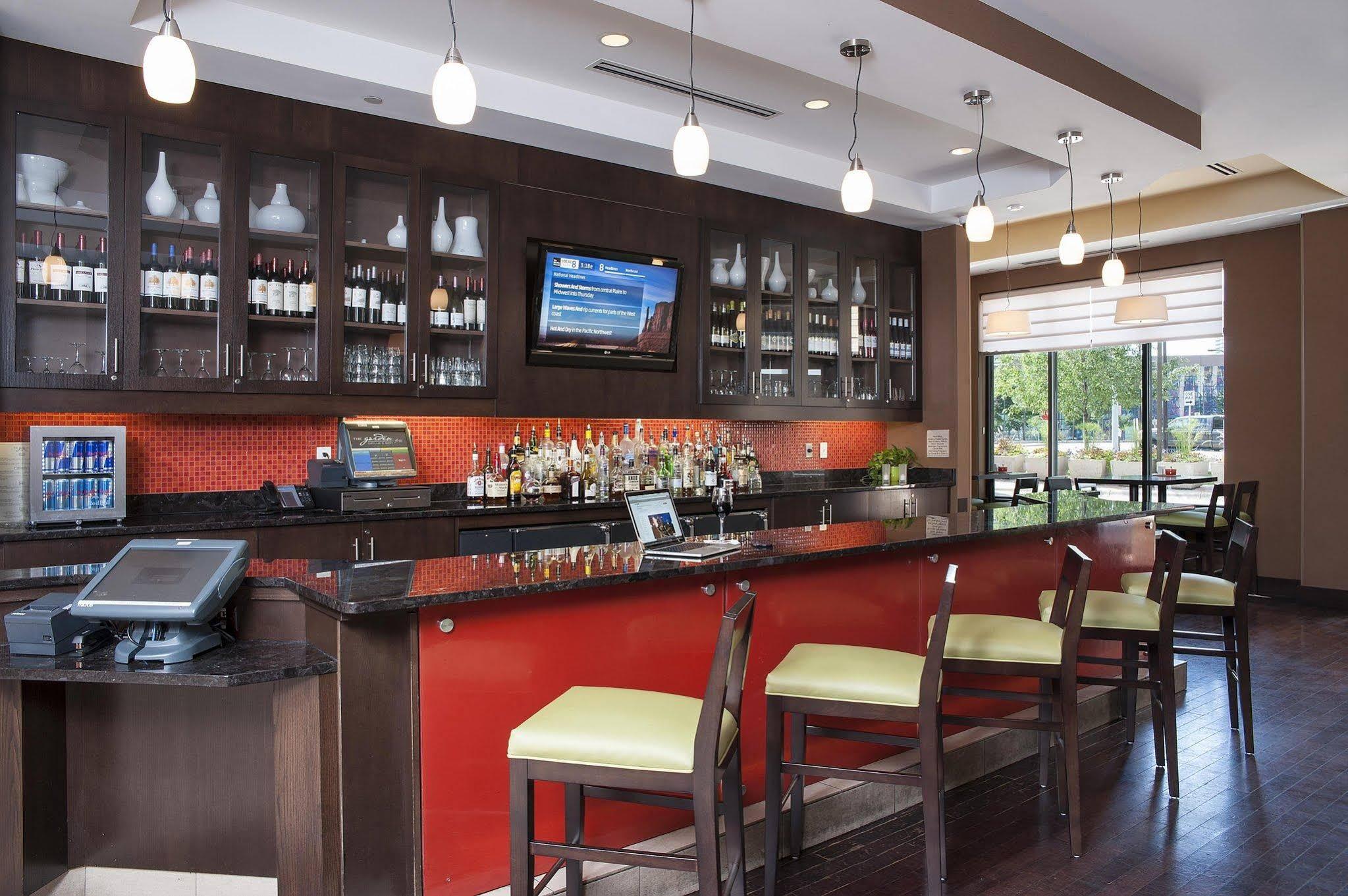 Hilton Garden Inn Minneapolis Downtown Dış mekan fotoğraf