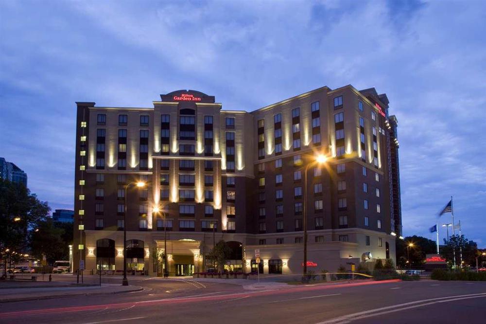 Hilton Garden Inn Minneapolis Downtown Dış mekan fotoğraf