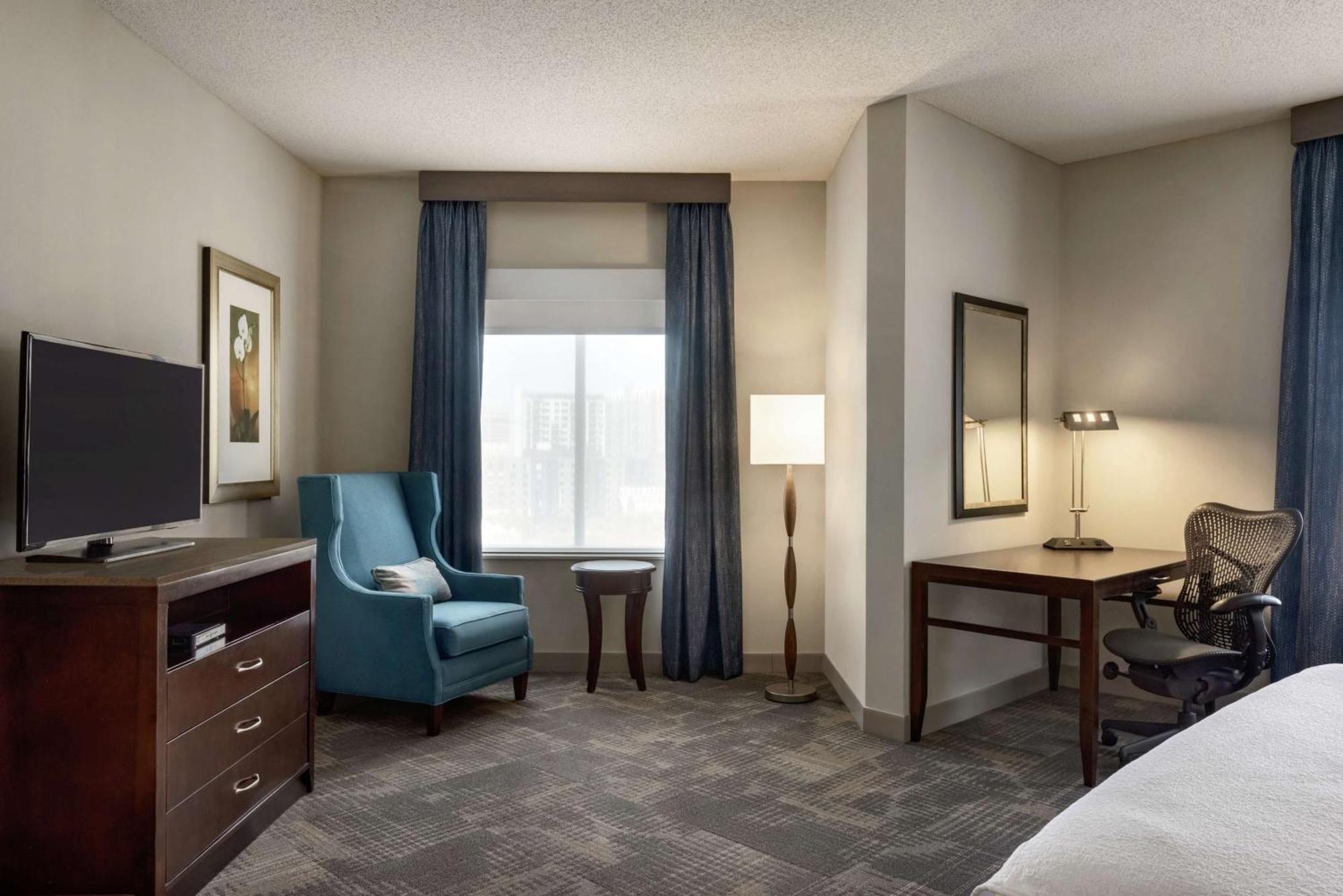 Hilton Garden Inn Minneapolis Downtown Dış mekan fotoğraf