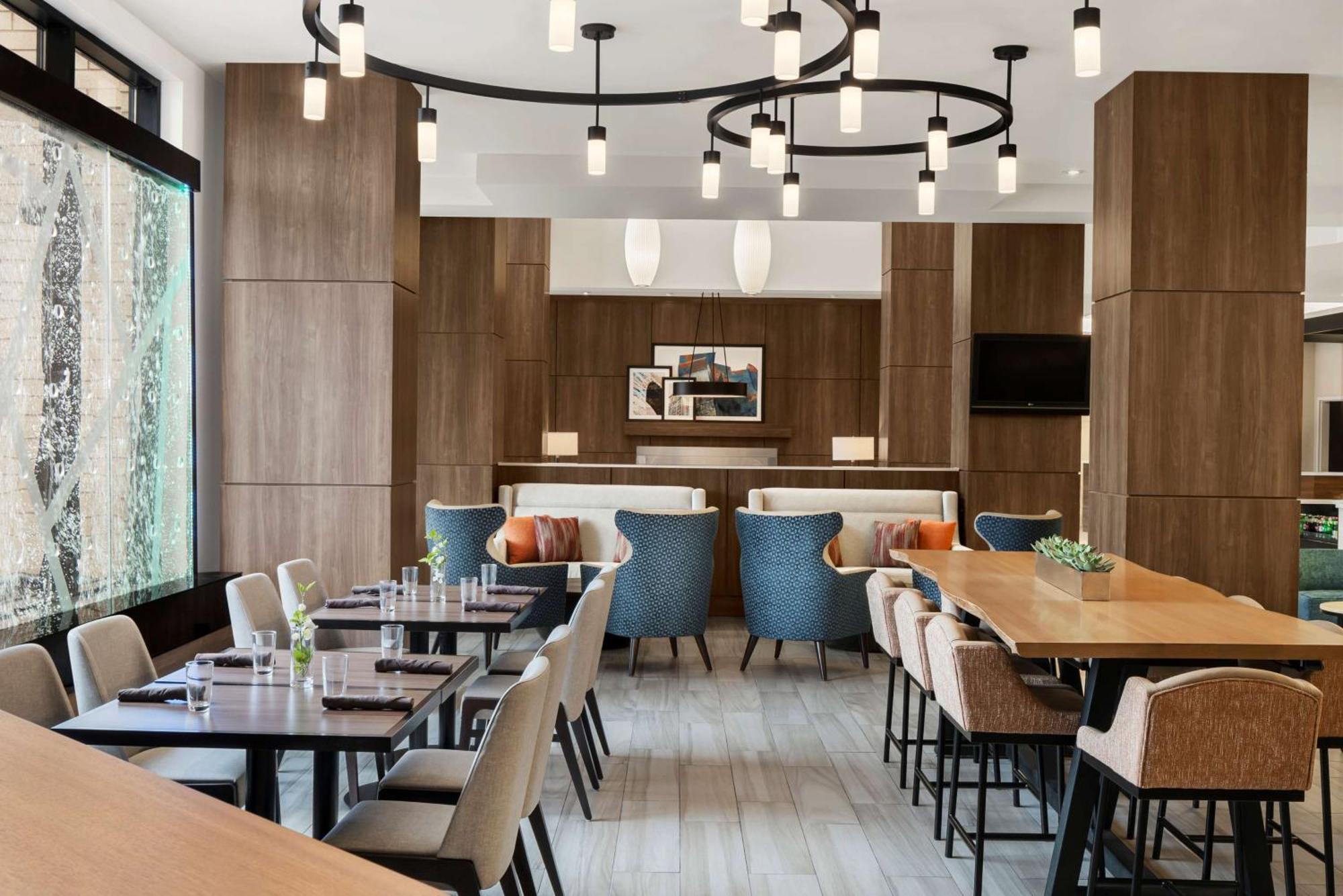 Hilton Garden Inn Minneapolis Downtown Dış mekan fotoğraf