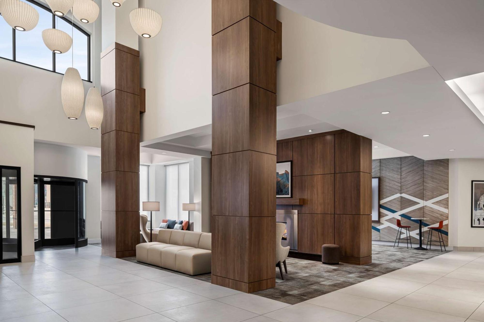 Hilton Garden Inn Minneapolis Downtown Dış mekan fotoğraf
