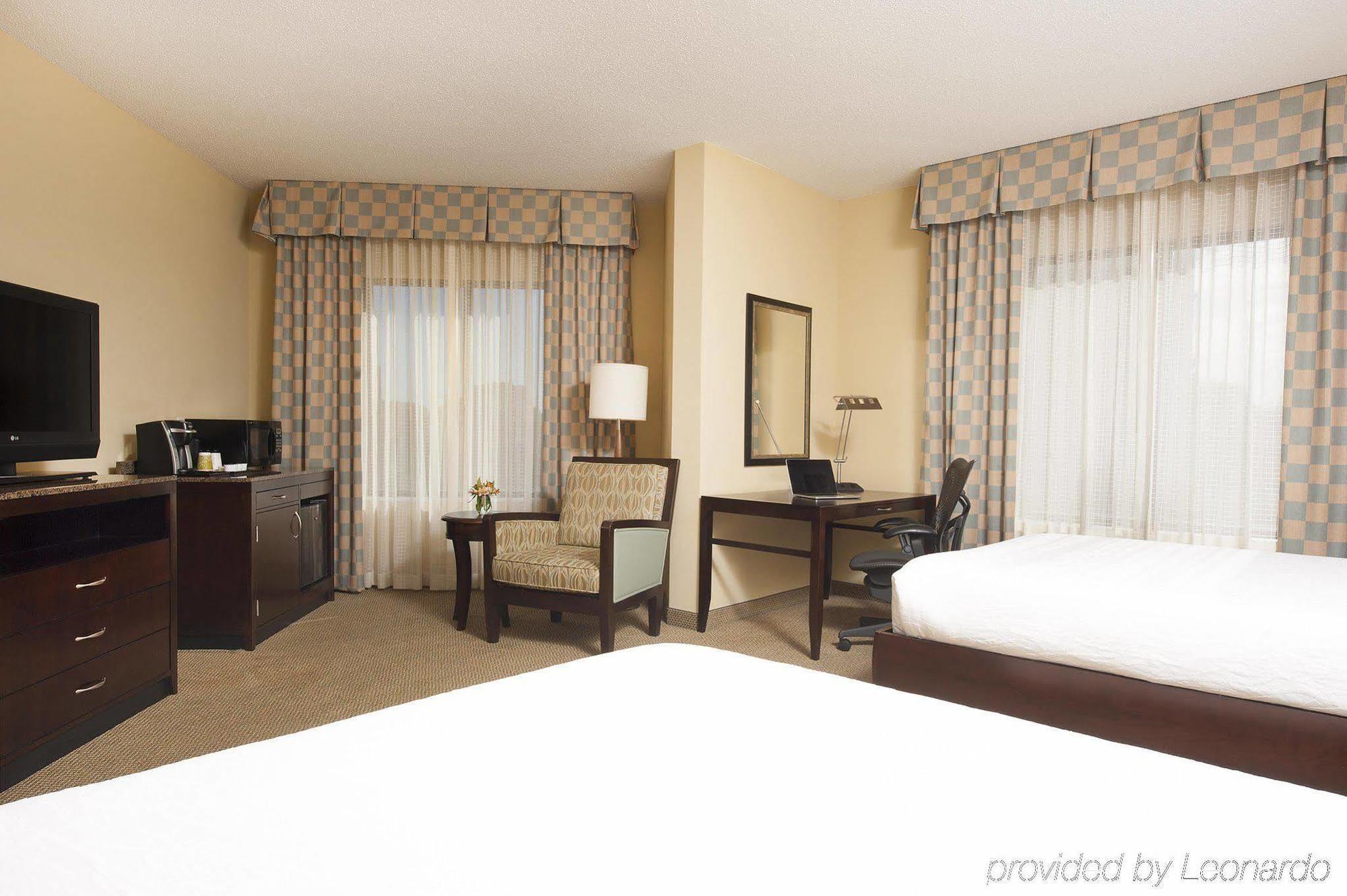 Hilton Garden Inn Minneapolis Downtown Dış mekan fotoğraf