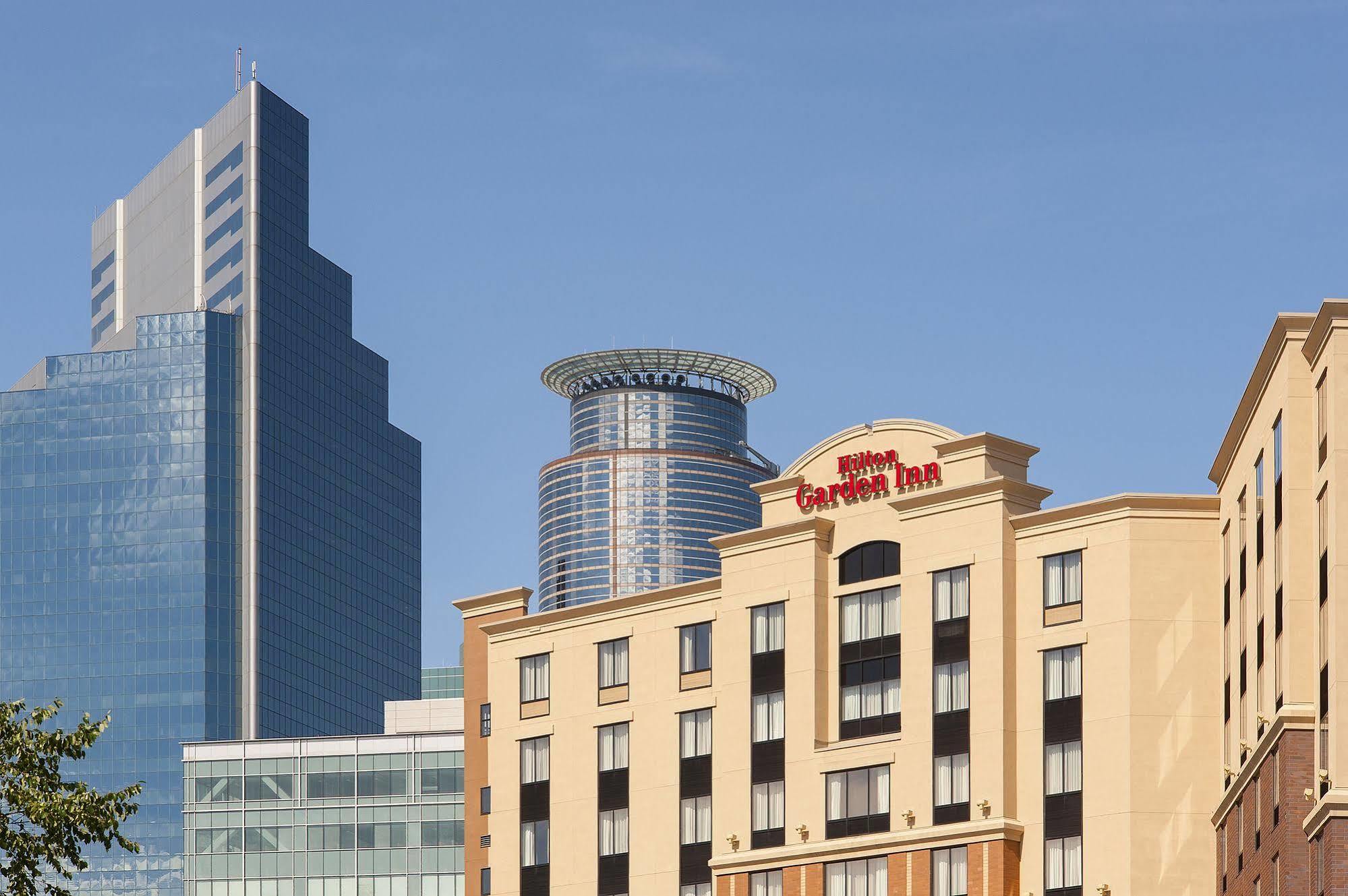 Hilton Garden Inn Minneapolis Downtown Dış mekan fotoğraf