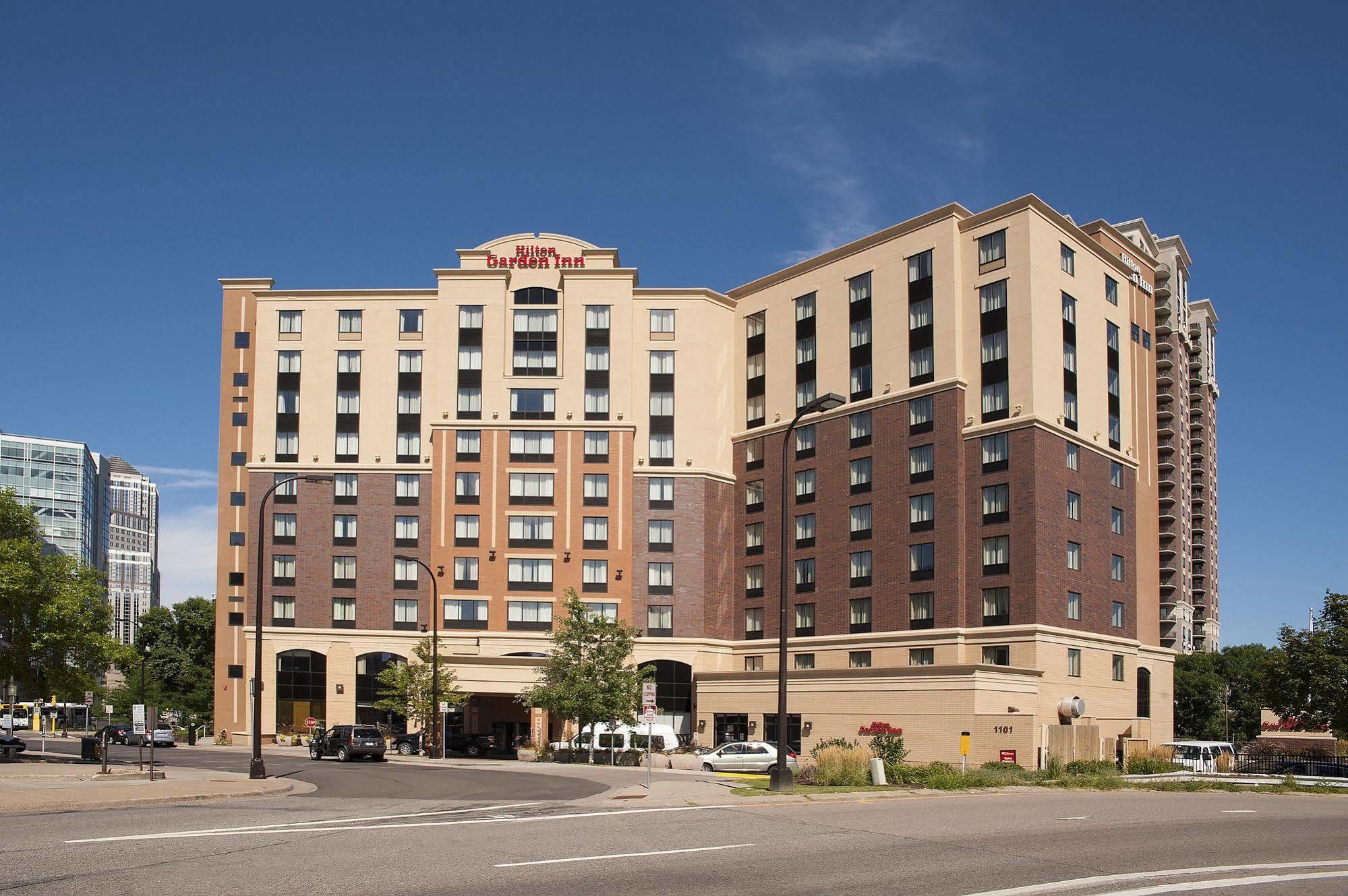 Hilton Garden Inn Minneapolis Downtown Dış mekan fotoğraf